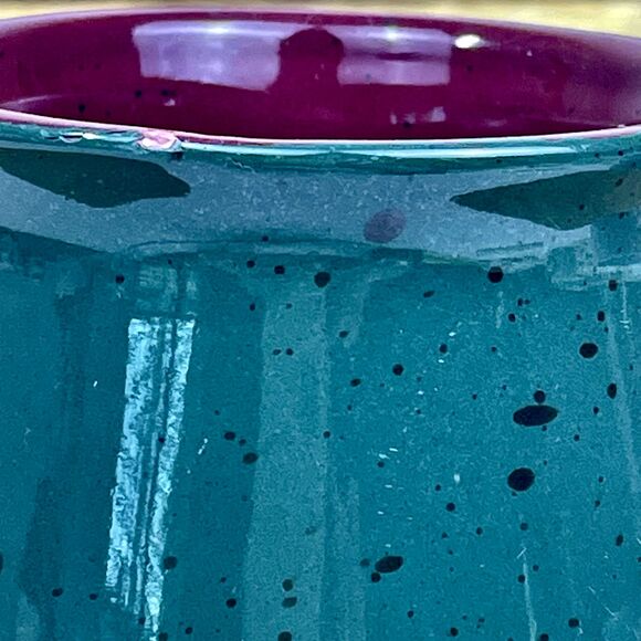 VTG Colours Alexander Julian Speckled Green Stoneware Mug Cabin Red inside - Picture 8 of 8